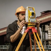 南方NTS-332R10M 2秒全站仪