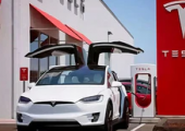 马斯克：特斯拉将推出一款“专用的”自动驾驶出租车